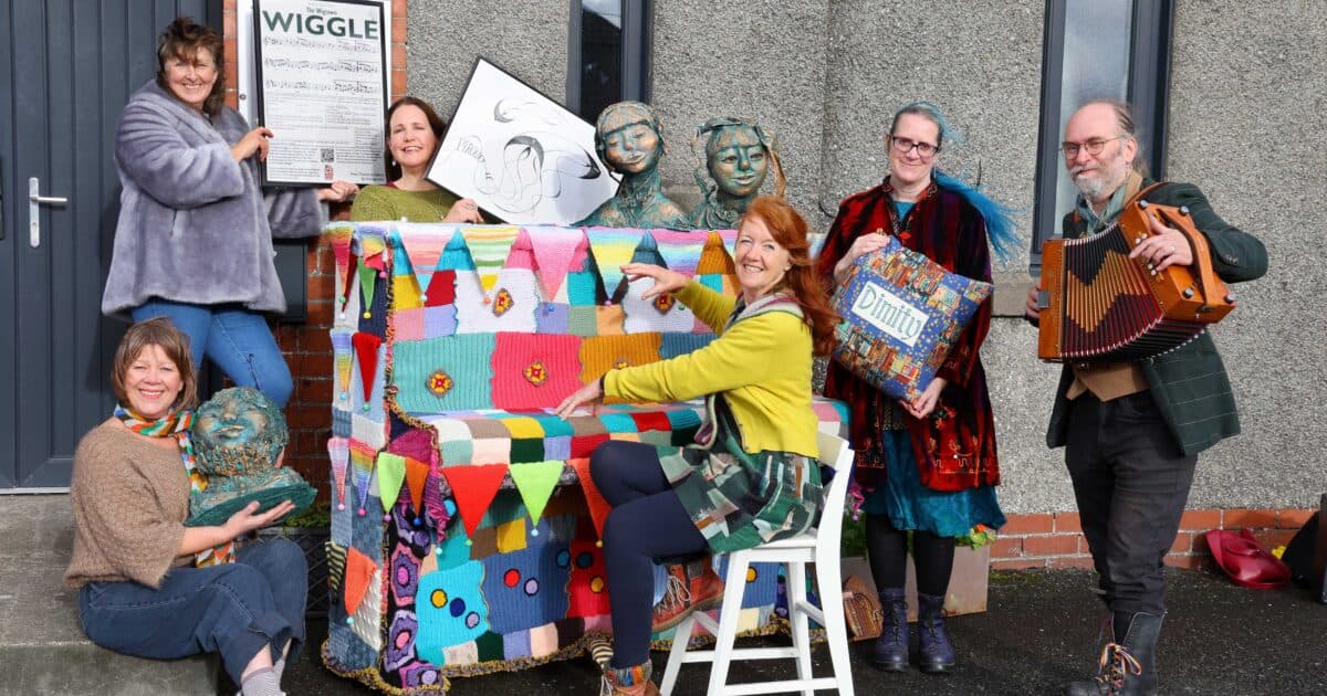 Wigtown’da Kitap Kasabası Yeniden Kurulurken: Edebiyat Festivali Bir Yerel Ekonomiyi Nasıl Kamusallaştırıyor?